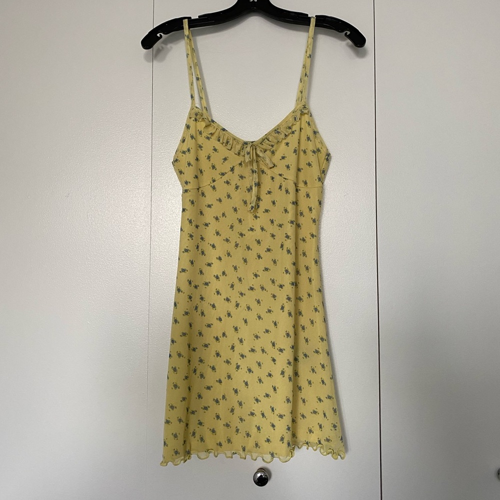 BRAND NEW yellow floral mini dress